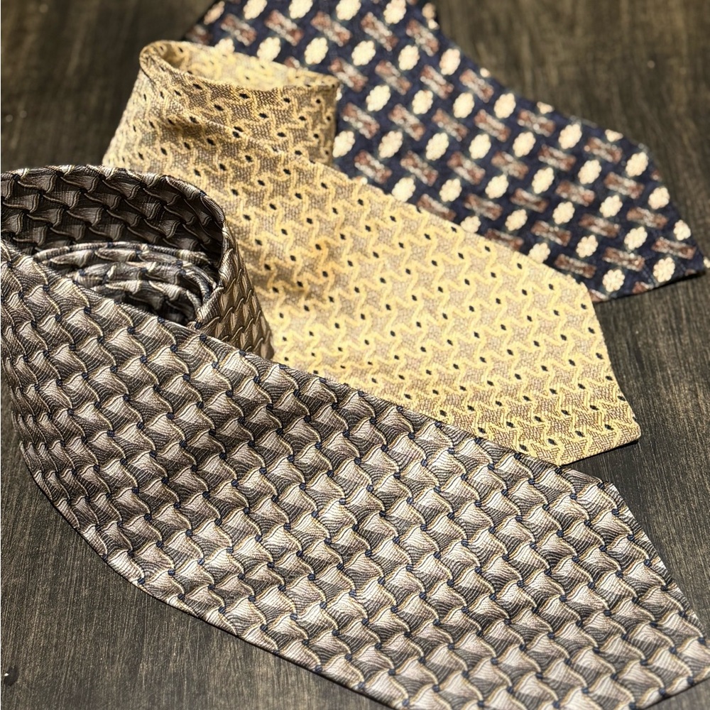 Claiborne Elegant Tie Collection - Black, Gold, Cream